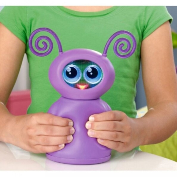 Poupée robot interactive Fijit Friends par Mattel