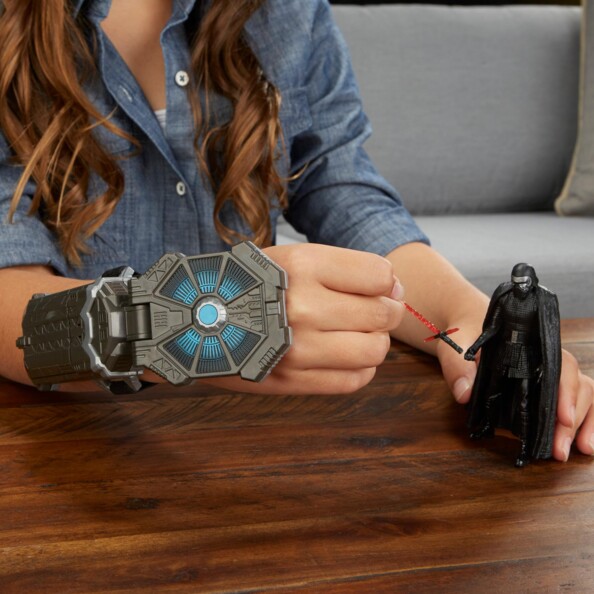 Bracelet Force Link avec Kylo Ren Hasbro