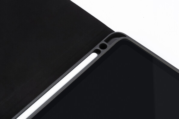 Coque et support pour tablettes iPad 10.9" 10 ième génération TUCANO