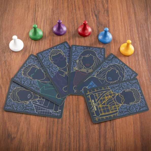 Pions en bois et cartes collector du Cluedo Signature