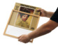 Cadre interchangeable pour vinyle de couleur bois avec panneau de polystyrène pour protéger le disque