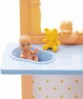 Bébé de Steffi prend son bain